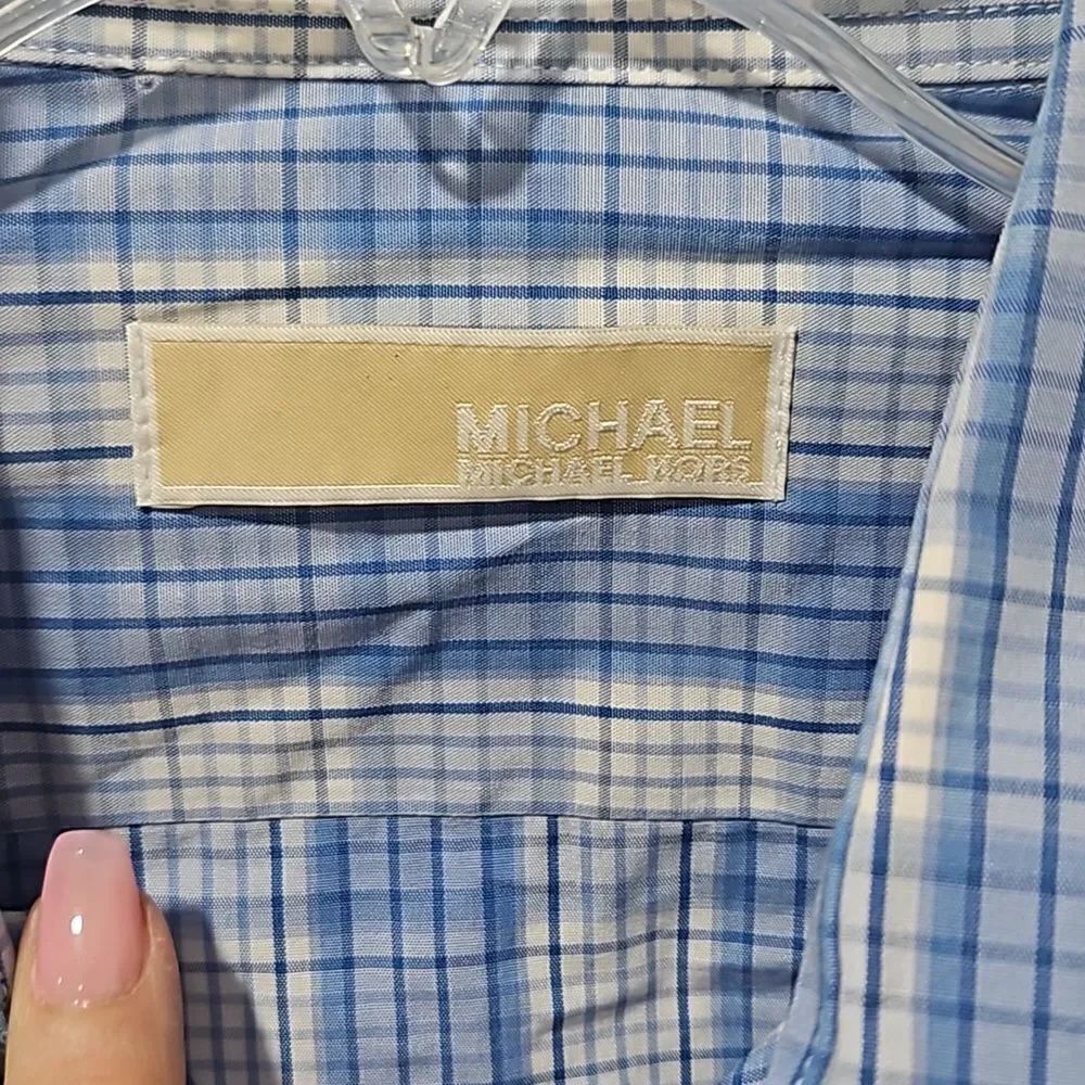 Michael Kors Button Down - Picture 2 of 4